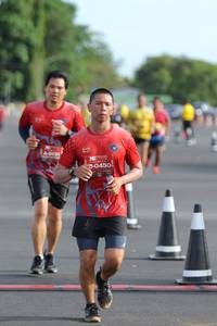 BIB: 0450
                            <button type="button" onclick="openModal(5246966)" class="btn btn-primary btn-sm float-right btn-popup" data-toggle="modal" data-target=".modal-high-quality">
                        <i class="fas fa-shopping-cart"></i> Add to Cart
                    </button>
                                            <button type="button" onclick="isThisMe(5246966, true)" class="btn btn-success btn-sm float-right btn-popup btn-isme hidden" data-toggle="tooltip" data-placement="bottom" title="นี่คือรูปของคุณใช่ไหม คลิกที่นี่เพื่อเอาเข้าอัลบั้ม">
                        <i class="fas fa-plus"></i> Add to album
                    </button>
                    <button type="button" onclick="isThisMe(5246966, false)" class="btn btn-warning btn-sm float-right btn-popup btn-isnotme hidden">
                        <i class="fas fa-ban"></i> Remove from album
                    </button>